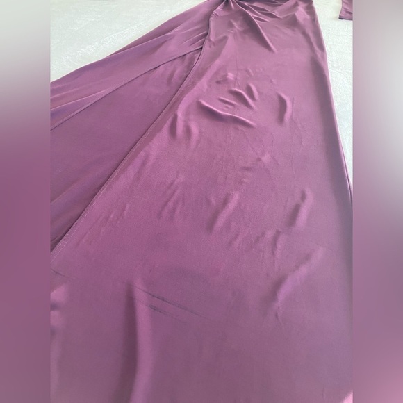 Reformation Long Sleeve Plunging Neckline Sz XS Faux Wrap Dress In Aubergine - Picture 15 of 16